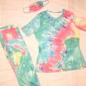 Pink Tye set with Mask